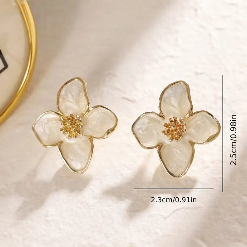 ✨ARETES FLORAL- Diseño floral, resistentes, hipoalergénicos y con un brillo que nunca se apaga